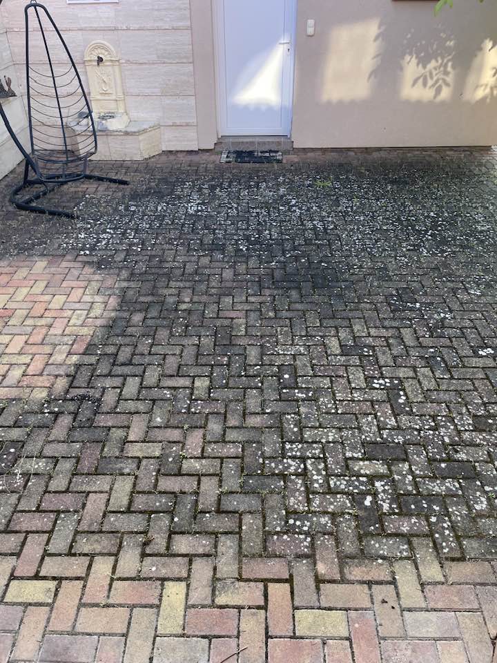 Bejárati térkő megújítva egy zamárdi háznál